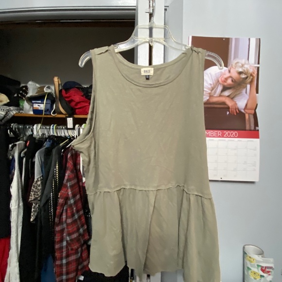 BKE Tops - Sleeveless top